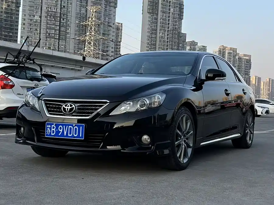 Toyota Toyota Reiz в цвете и кузовом – это идеальный выбор среди китайских автомобилей. Доступная цена и надежность гарантированы.
