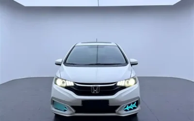 Honda Honda Civic в цвете и кузовом – это идеальный выбор среди китайских автомобилей. Доступная цена и надежность гарантированы.