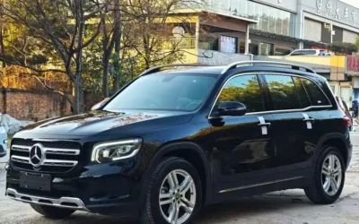 Mercedes-Benz Mercedes-Benz C-Class в цвете и кузовом – это идеальный выбор среди китайских автомобилей. Доступная цена и надежность гарантированы.