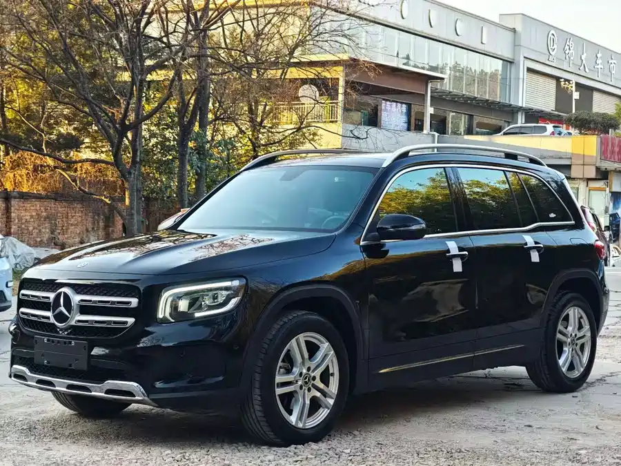 DS DS 5LS в цвете и кузовом – это идеальный выбор среди китайских автомобилей. Доступная цена и надежность гарантированы.