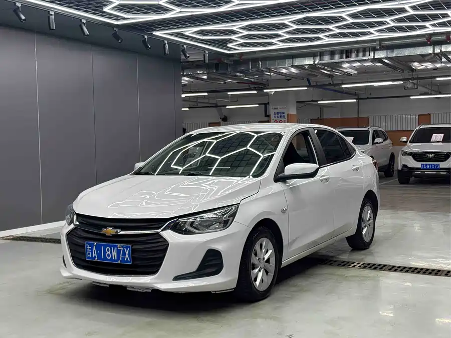 Chevrolet Chevrolet Cavalier в цвете и кузовом – это идеальный выбор среди китайских автомобилей. Доступная цена и надежность гарантированы.