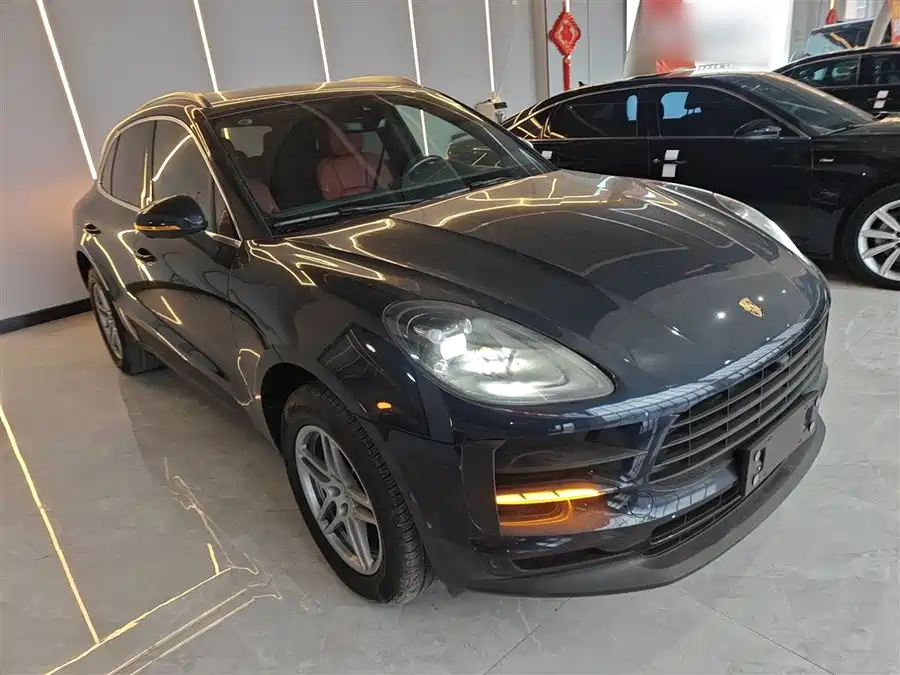 Porsche Porsche Macan в цвете и кузовом – это идеальный выбор среди китайских автомобилей. Доступная цена и надежность гарантированы.