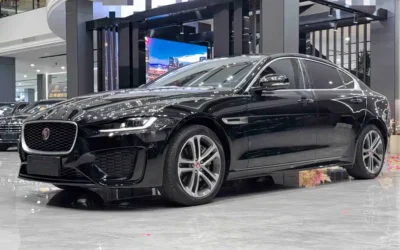 Jaguar Jaguar F-PACE в цвете и кузовом – это идеальный выбор среди китайских автомобилей. Доступная цена и надежность гарантированы.