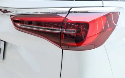 Land Rover Land Rover Discovery в цвете и кузовом – это идеальный выбор среди китайских автомобилей. Доступная цена и надежность гарантированы.