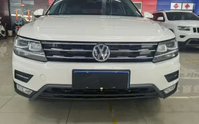 Volkswagen Volkswagen T-ROC в цвете и кузовом – это идеальный выбор среди китайских автомобилей. Доступная цена и надежность гарантированы.