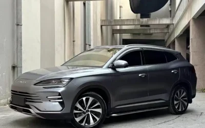 BYD BYD Sealion 05 EV в цвете и кузовом – это идеальный выбор среди китайских автомобилей. Доступная цена и надежность гарантированы.