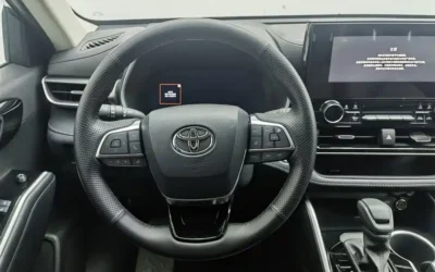 Toyota Toyota Vellfire в цвете и кузовом – это идеальный выбор среди китайских автомобилей. Доступная цена и надежность гарантированы.