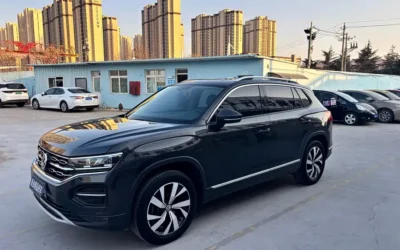 Volkswagen Volkswagen Passat в цвете и кузовом – это идеальный выбор среди китайских автомобилей. Доступная цена и надежность гарантированы.