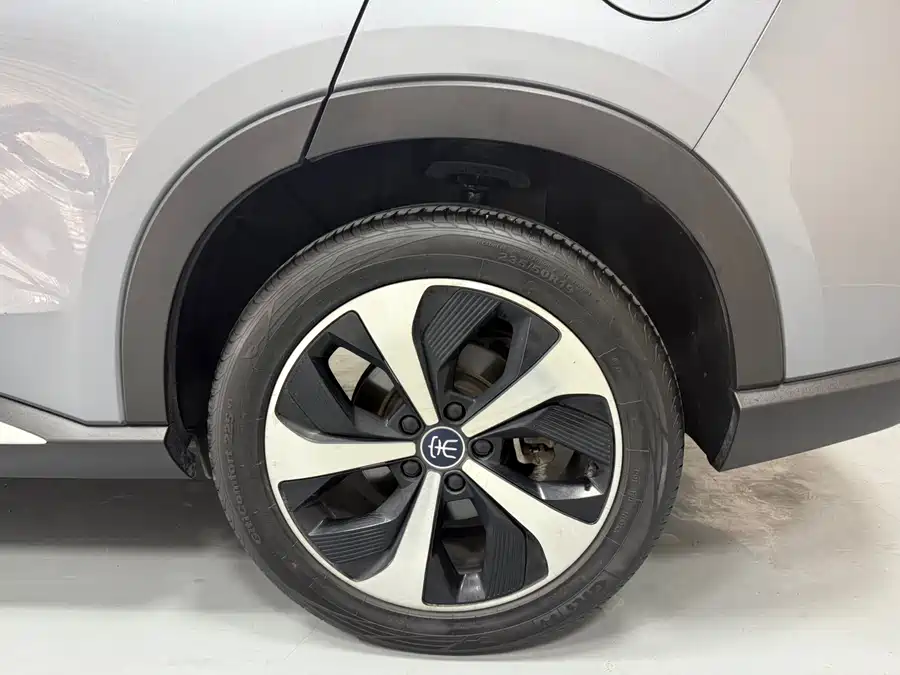 BYD BYD Song PLUS EV в цвете и кузовом – это идеальный выбор среди китайских автомобилей. Доступная цена и надежность гарантированы.