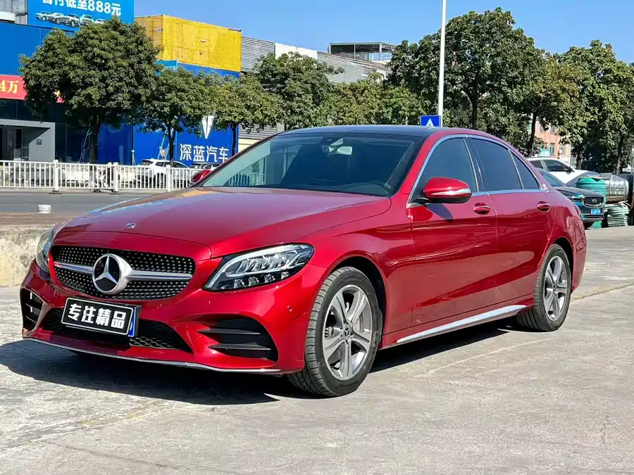 Volkswagen FAW-Volkswagen CC в цвете и кузовом – это идеальный выбор среди китайских автомобилей. Доступная цена и надежность гарантированы.