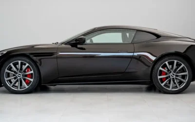 Aston Martin Aston Martin DB11 в цвете и кузовом – это идеальный выбор среди китайских автомобилей. Доступная цена и надежность гарантированы.