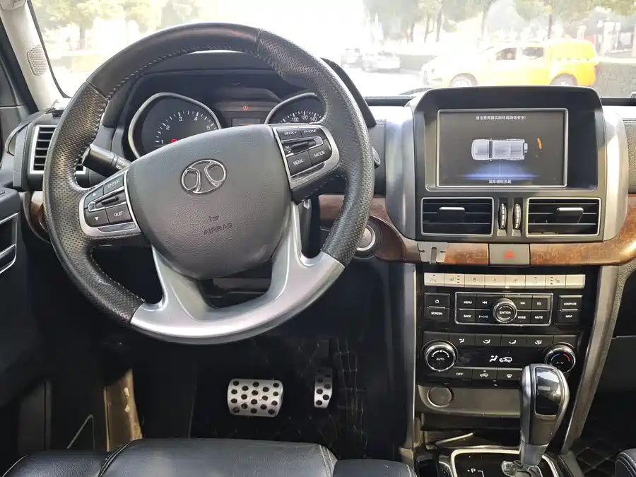 Hyundai Hyundai Tucson в цвете и кузовом – это идеальный выбор среди китайских автомобилей. Доступная цена и надежность гарантированы.