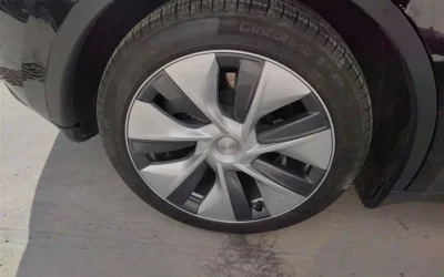Tesla Tesla Model Y в цвете и кузовом – это идеальный выбор среди китайских автомобилей. Доступная цена и надежность гарантированы.