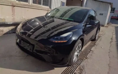 Tesla Tesla Model 3 в цвете и кузовом – это идеальный выбор среди китайских автомобилей. Доступная цена и надежность гарантированы.