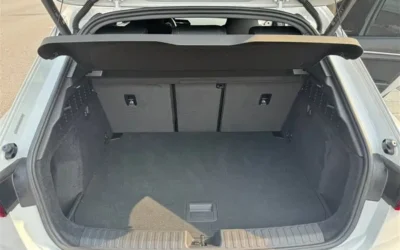 Audi Audi A4L в цвете и кузовом – это идеальный выбор среди китайских автомобилей. Доступная цена и надежность гарантированы.