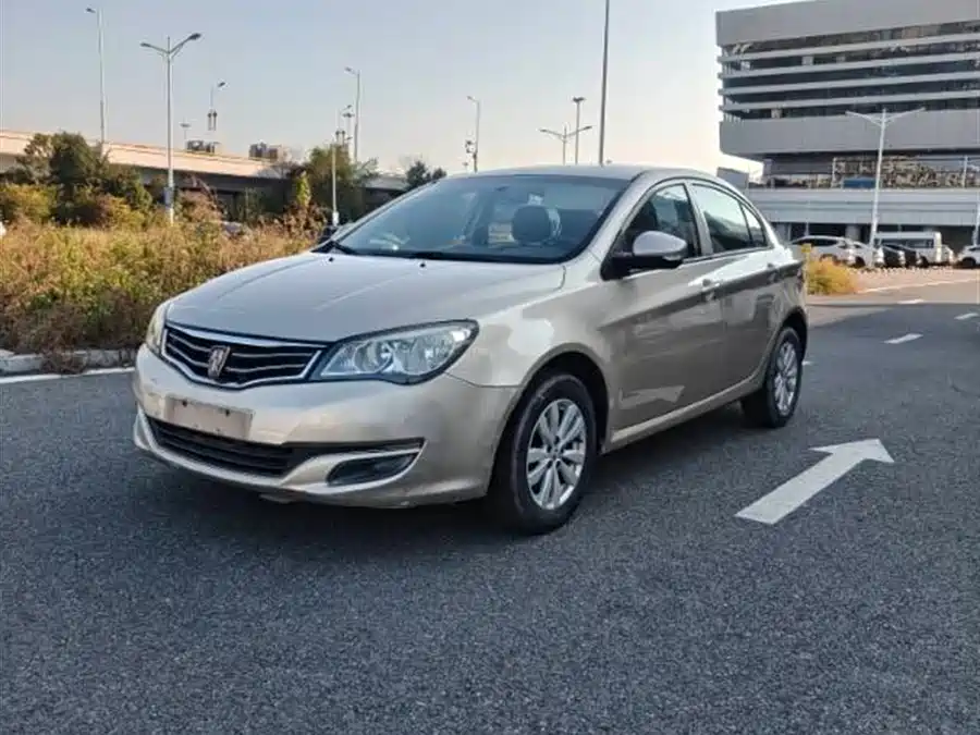 Roewe Roewe 350 в цвете и кузовом – это идеальный выбор среди китайских автомобилей. Доступная цена и надежность гарантированы.