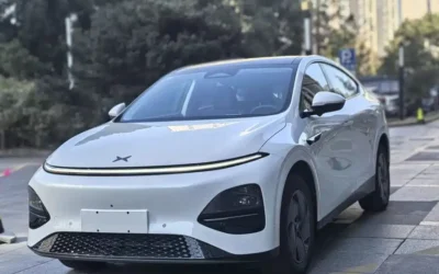 Volkswagen Volkswagen Santana в цвете и кузовом – это идеальный выбор среди китайских автомобилей. Доступная цена и надежность гарантированы.
