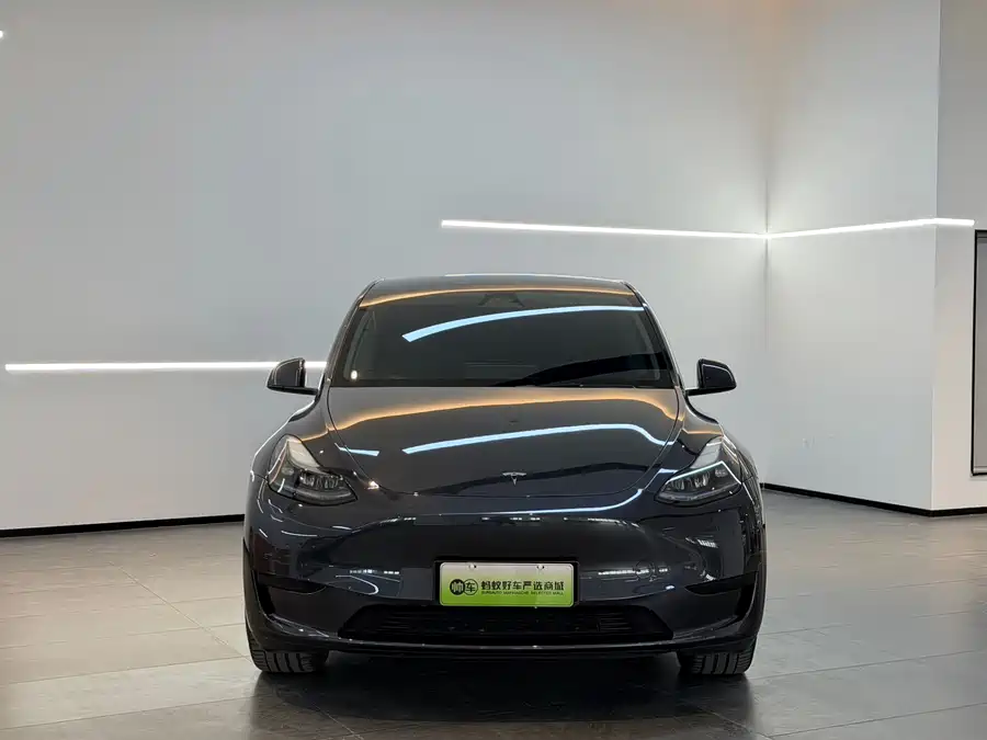 Mazda Mazda3 Axela в цвете и кузовом – это идеальный выбор среди китайских автомобилей. Доступная цена и надежность гарантированы.