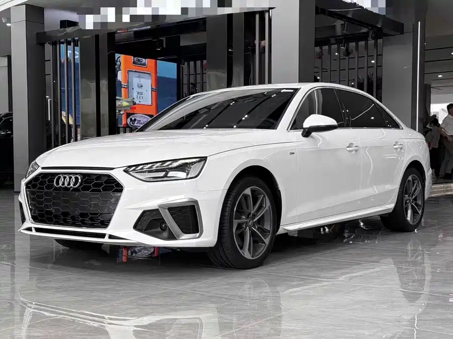 Changan Kaicene Changan Kaicheng Honor S в цвете и кузовом – это идеальный выбор среди китайских автомобилей. Доступная цена и надежность гарантированы.
