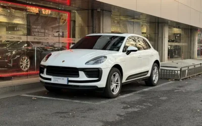Porsche Porsche Taycan в цвете и кузовом – это идеальный выбор среди китайских автомобилей. Доступная цена и надежность гарантированы.