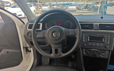 Volkswagen Volkswagen Lamando в цвете и кузовом – это идеальный выбор среди китайских автомобилей. Доступная цена и надежность гарантированы.