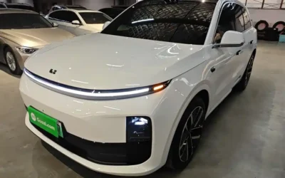 Li Auto Li Auto в цвете Li Auto и кузовом Li Auto – это идеальный выбор среди китайских автомобилей. Доступная цена и надежность гарантированы.