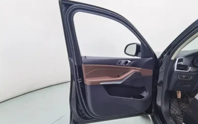 Land Rover Land Rover Discovery в цвете и кузовом – это идеальный выбор среди китайских автомобилей. Доступная цена и надежность гарантированы.