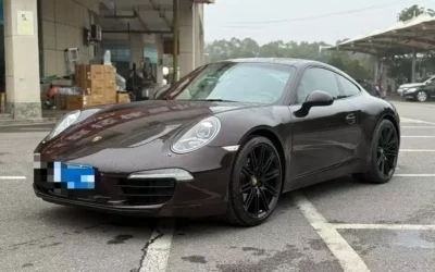 Porsche Porsche 718 в цвете и кузовом – это идеальный выбор среди китайских автомобилей. Доступная цена и надежность гарантированы.