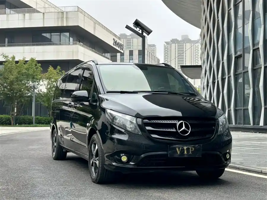 Mercedes-Benz Mercedes-Benz Vito в цвете и кузовом – это идеальный выбор среди китайских автомобилей. Доступная цена и надежность гарантированы.