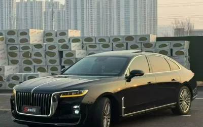 Hongqi Hongqi HS7 PHEV в цвете и кузовом – это идеальный выбор среди китайских автомобилей. Доступная цена и надежность гарантированы.