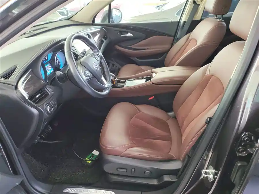 Buick Buick Envision Plus в цвете и кузовом – это идеальный выбор среди китайских автомобилей. Доступная цена и надежность гарантированы.