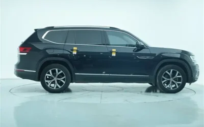 Land Rover Land Rover Discovery в цвете и кузовом – это идеальный выбор среди китайских автомобилей. Доступная цена и надежность гарантированы.