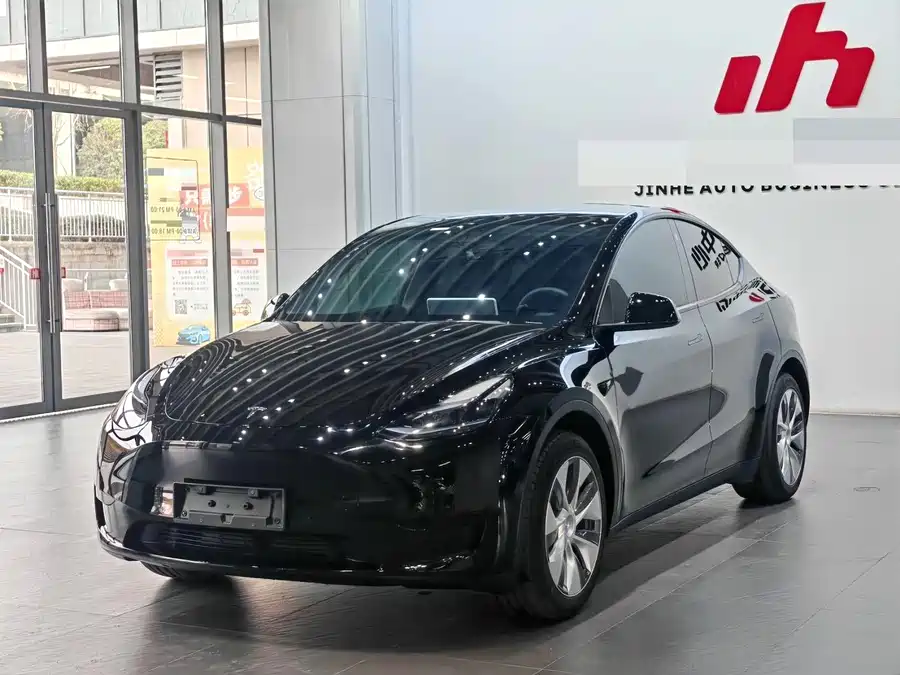 Volkswagen Volkswagen Golf в цвете и кузовом – это идеальный выбор среди китайских автомобилей. Доступная цена и надежность гарантированы.