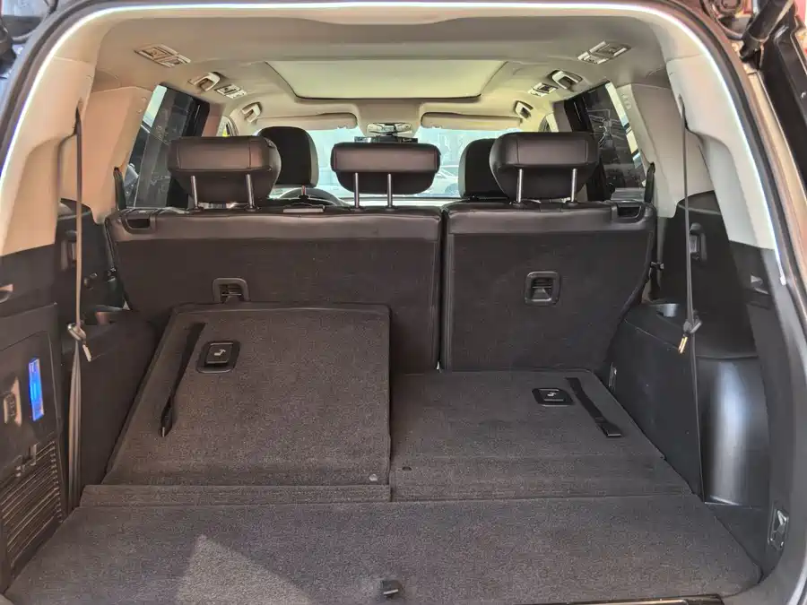 GAC Trumpchi Trumpchi GS8 в цвете и кузовом – это идеальный выбор среди китайских автомобилей. Доступная цена и надежность гарантированы.