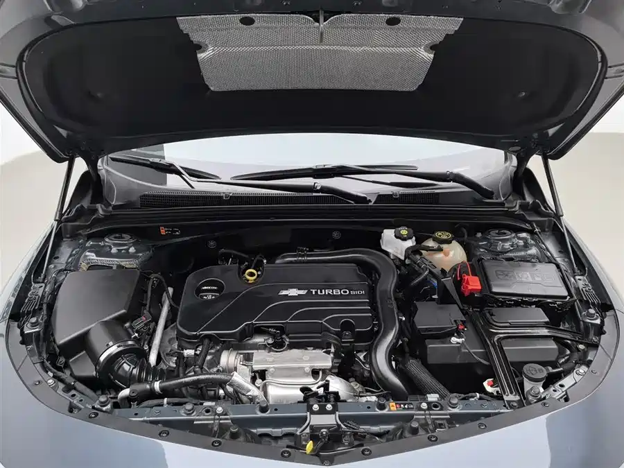 Audi Audi A6L в цвете и кузовом – это идеальный выбор среди китайских автомобилей. Доступная цена и надежность гарантированы.