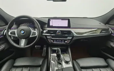 BMW BMW 3 Series в цвете и кузовом – это идеальный выбор среди китайских автомобилей. Доступная цена и надежность гарантированы.
