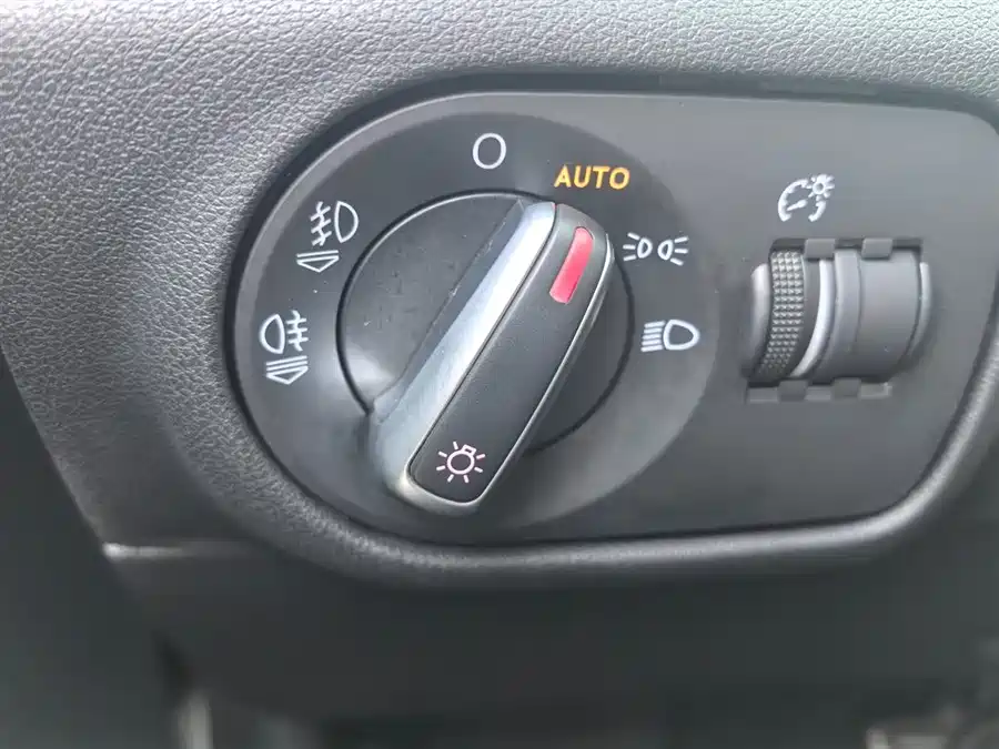 Audi Audi A1 в цвете и кузовом – это идеальный выбор среди китайских автомобилей. Доступная цена и надежность гарантированы.