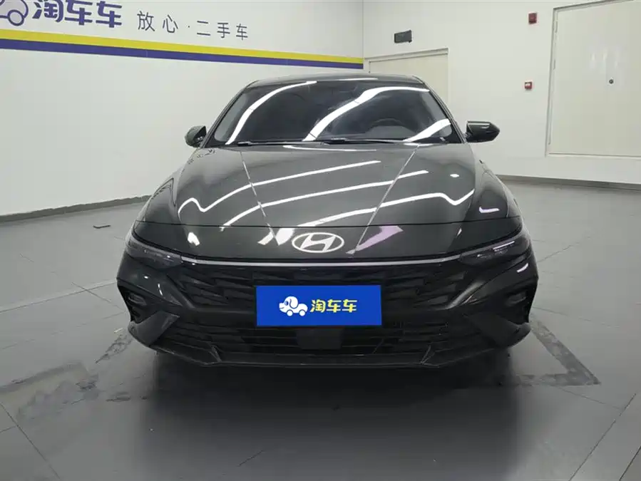 Volkswagen Volkswagen Talagon в цвете и кузовом – это идеальный выбор среди китайских автомобилей. Доступная цена и надежность гарантированы.