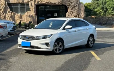 Geely Geely в цвете Geely и кузовом Geely – это идеальный выбор среди китайских автомобилей. Доступная цена и надежность гарантированы.