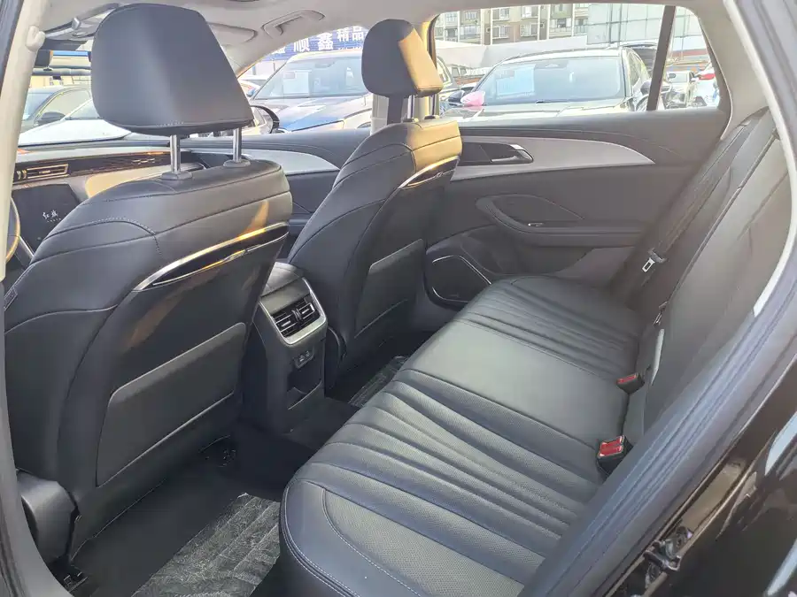 Hyundai Hyundai ix35 в цвете и кузовом – это идеальный выбор среди китайских автомобилей. Доступная цена и надежность гарантированы.