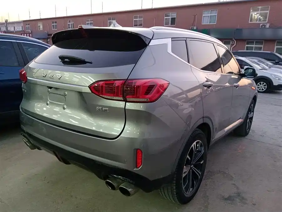 Ford Ford Escort в цвете и кузовом – это идеальный выбор среди китайских автомобилей. Доступная цена и надежность гарантированы.