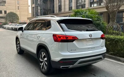 Volkswagen Volkswagen Teramont в цвете и кузовом – это идеальный выбор среди китайских автомобилей. Доступная цена и надежность гарантированы.