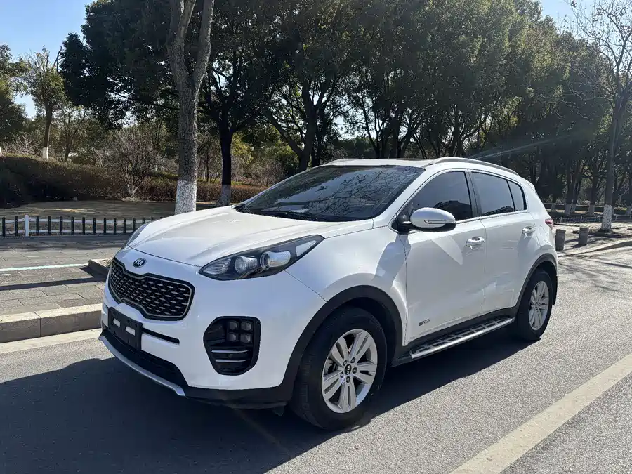 Kia Kia KX5 в цвете и кузовом – это идеальный выбор среди китайских автомобилей. Доступная цена и надежность гарантированы.