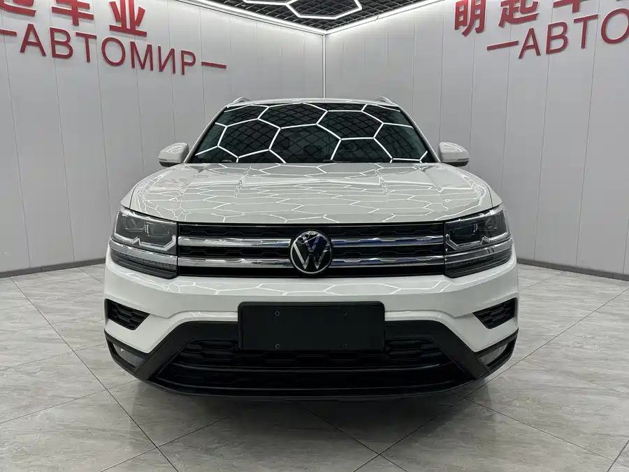 Volkswagen Volkswagen Tharu в цвете и кузовом – это идеальный выбор среди китайских автомобилей. Доступная цена и надежность гарантированы.