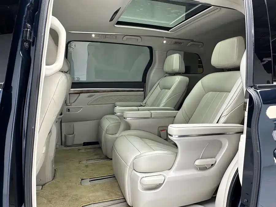 GAC Trumpchi Trumpchi M8 в цвете и кузовом – это идеальный выбор среди китайских автомобилей. Доступная цена и надежность гарантированы.