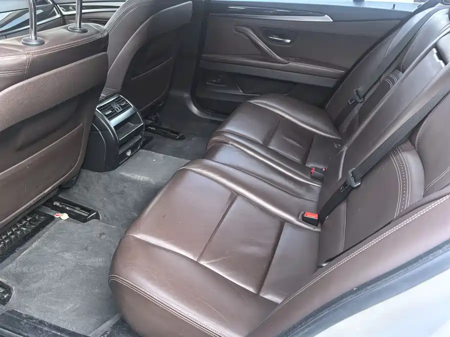 BMW BMW X3 в цвете и кузовом – это идеальный выбор среди китайских автомобилей. Доступная цена и надежность гарантированы.