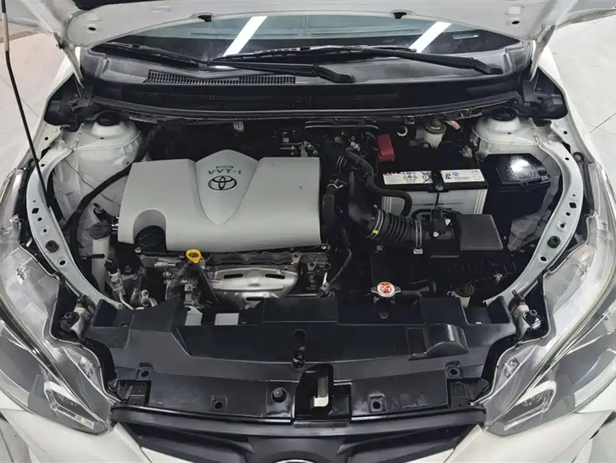 Toyota Toyota YARiS L в цвете и кузовом – это идеальный выбор среди китайских автомобилей. Доступная цена и надежность гарантированы.