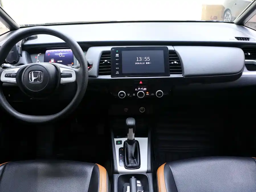 Honda Honda Fit в цвете и кузовом – это идеальный выбор среди китайских автомобилей. Доступная цена и надежность гарантированы.
