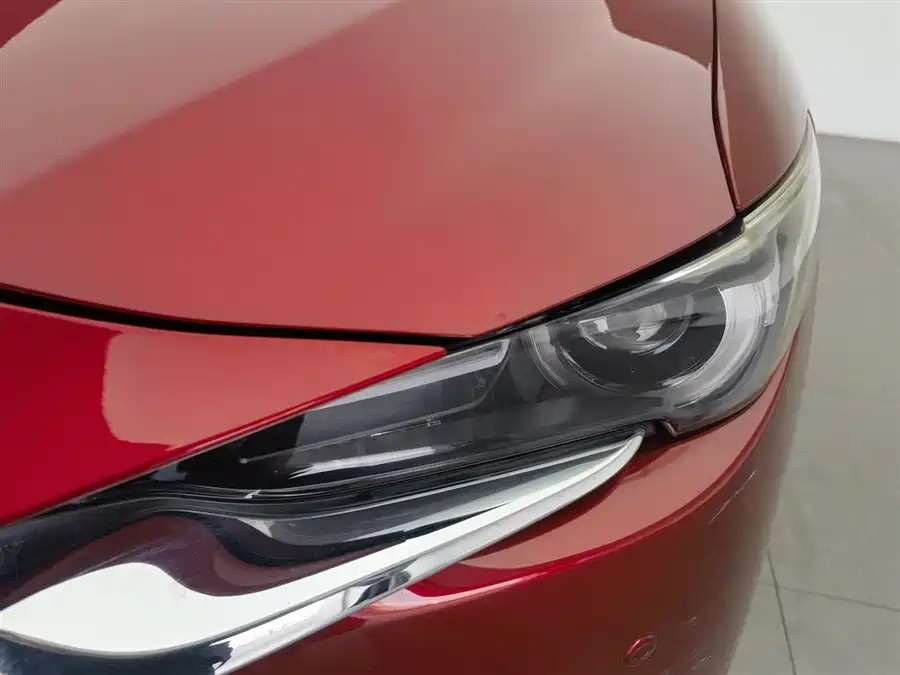 BMW BMW i5 в цвете и кузовом – это идеальный выбор среди китайских автомобилей. Доступная цена и надежность гарантированы.