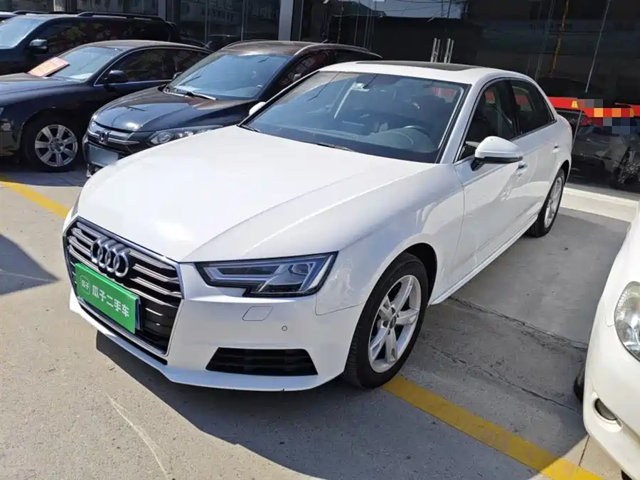 Geely Geely Emgrand GS в цвете и кузовом – это идеальный выбор среди китайских автомобилей. Доступная цена и надежность гарантированы.